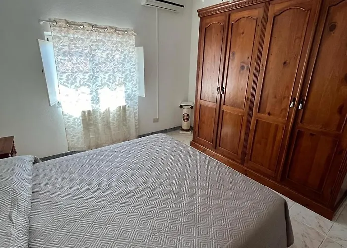 Sardegna- Casa Arena- 3 Da Letto Όλμπια